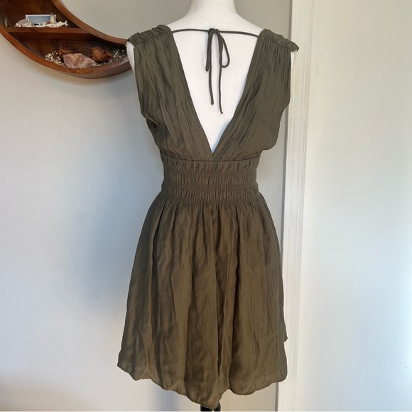 Abercrombie & Fitch Olive Green Mini Dress - Size S - Picture 4 of 4